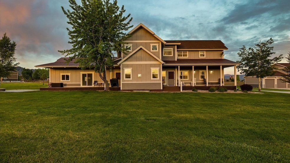 Pending $1,699,000