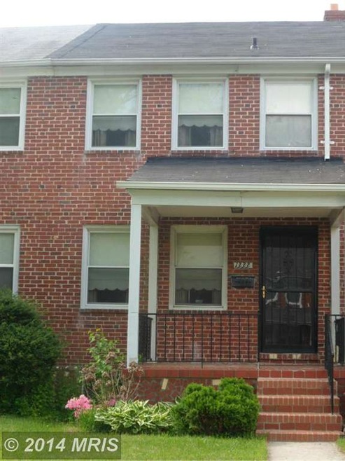 1333 Stonewood Rd, Baltimore, MD 21239 - photo 1