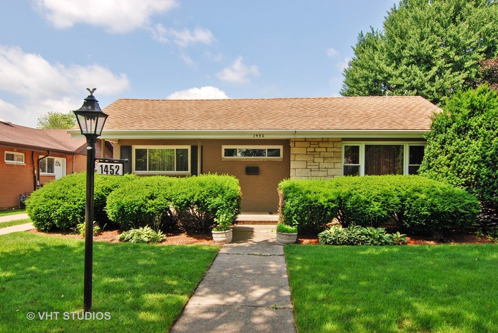 1452 Portsmouth Ave, Westchester, IL 60154 - photo 1