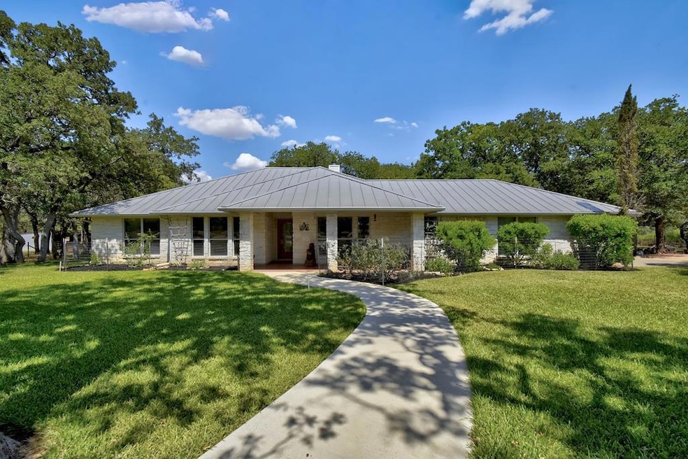 91 Prairie View Trail, Fredericksburg, TX 78624 - photo 1