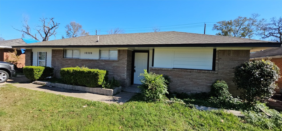 10326 Homestead Rd, Houston, TX 77016 - photo 1