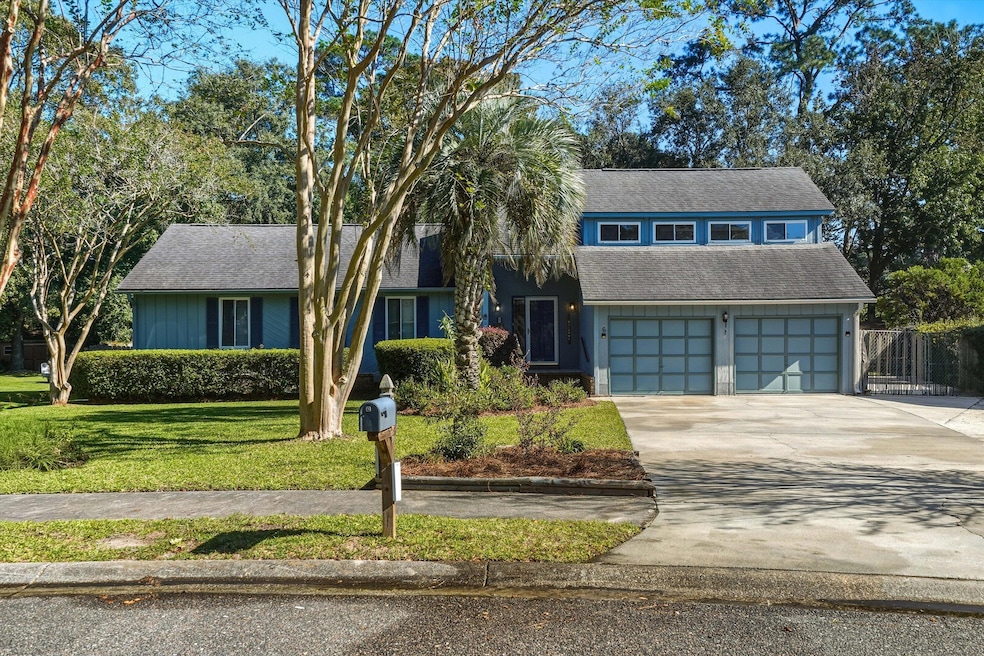 For Sale $575,000 • Co-Listing Agent