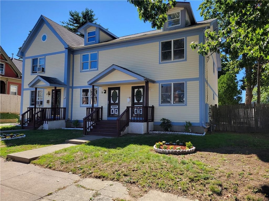 33 Waldo St, Pawtucket, RI 02860 - photo 1