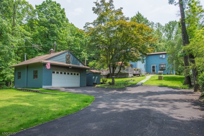 28 Duncan Ln, Wayne, NJ 07470 - photo 1