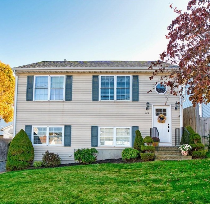 720 King St, Fall River, MA 02724 - photo 1