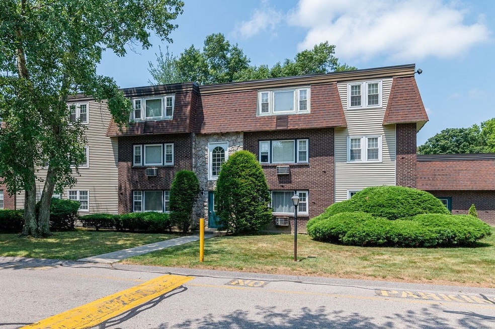 180 Main St unit 4103, Bridgewater, MA 02324 - photo 1