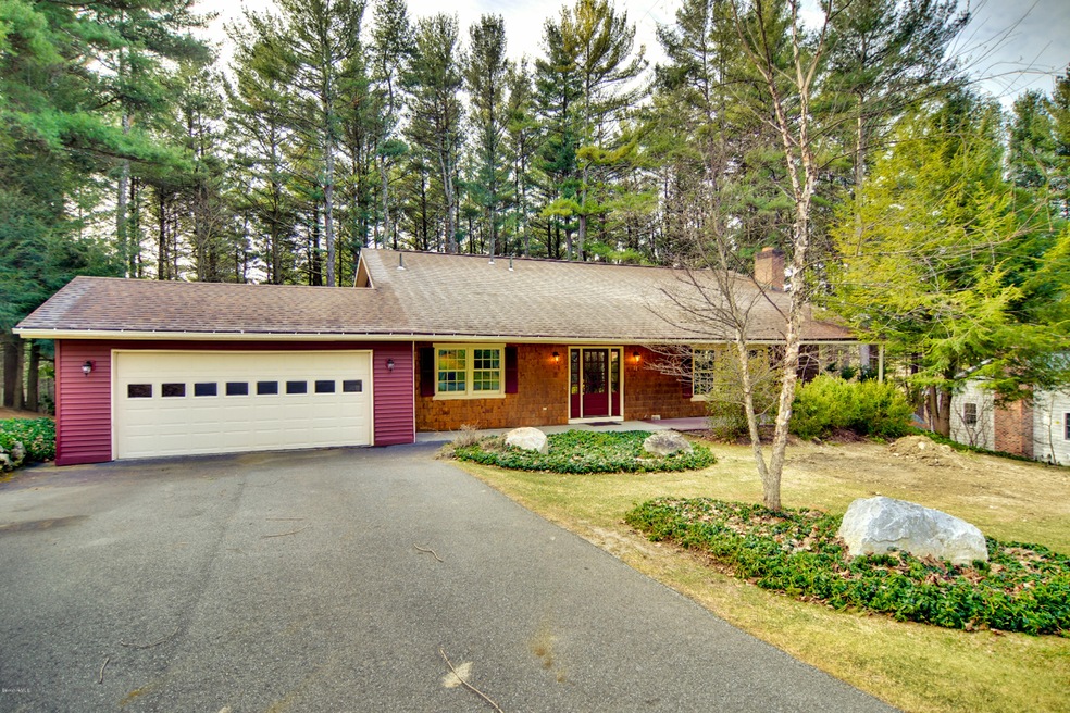 97 Leroi Dr, Pittsfield, MA 01201 - photo 1