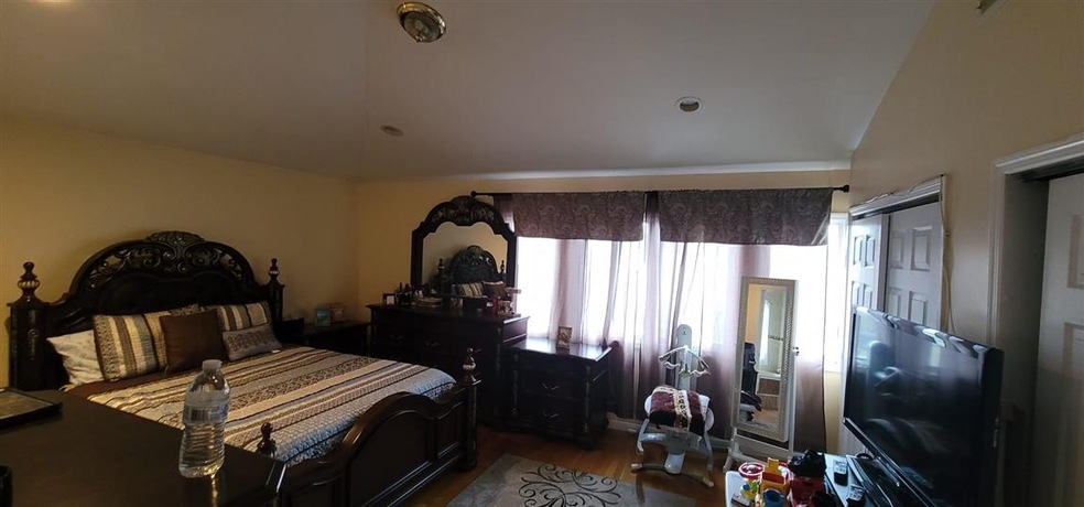 499B Park Ave, Fairview, NJ 07022 - photo 1