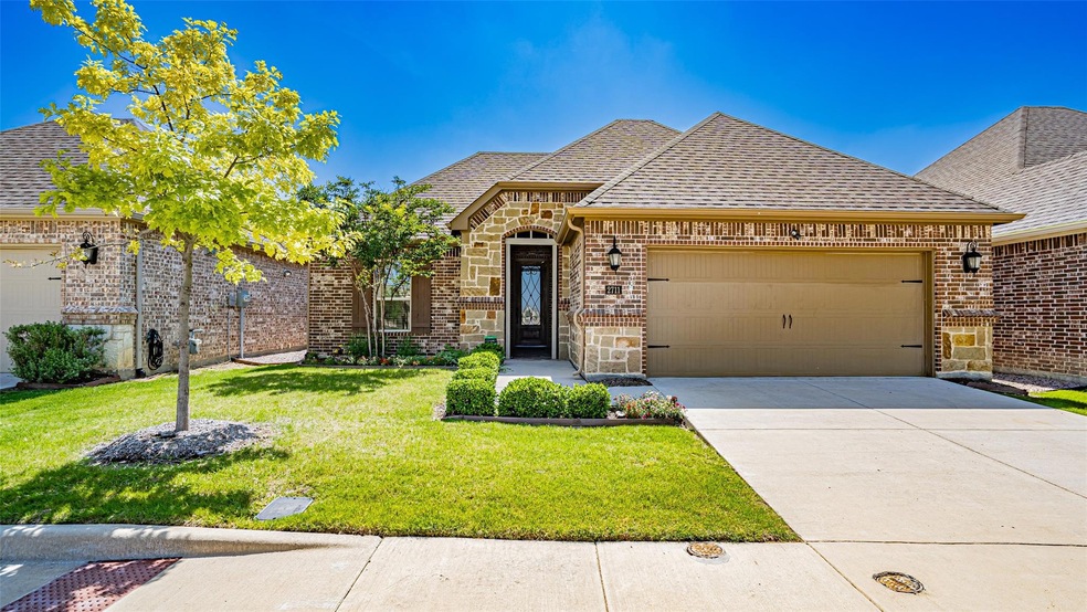 2711 Ervin Way unit 2711, Mansfield, TX 76063 - photo 1