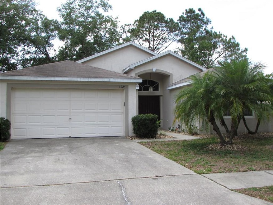 5219 Highgate Ct, Zephyrhills, FL 33541 - photo 1