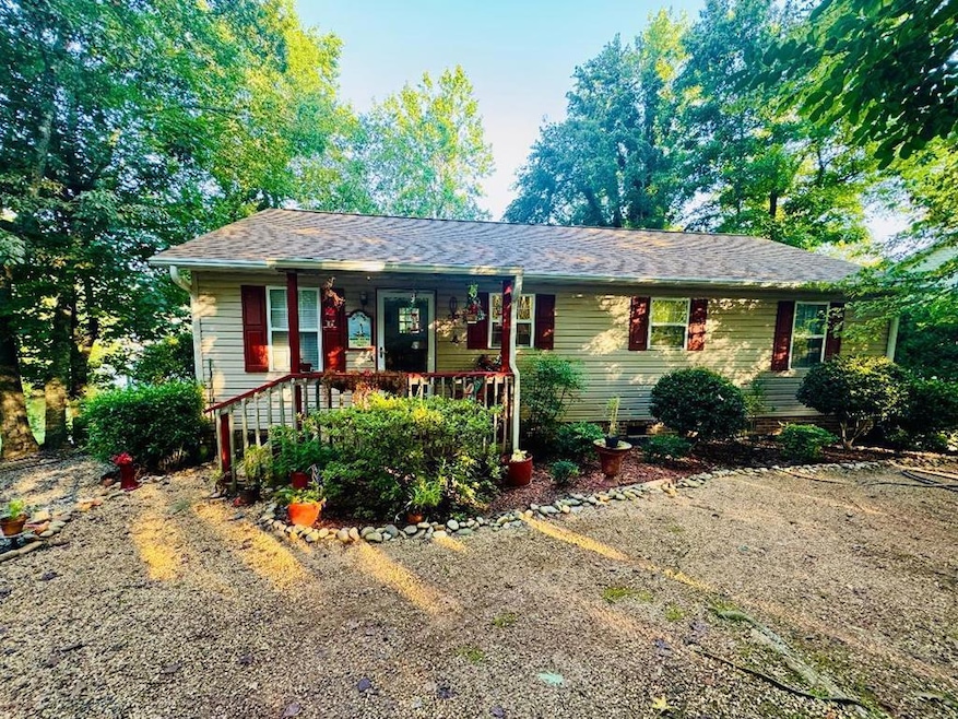 For Sale $565,000 • Co-Listing Agent