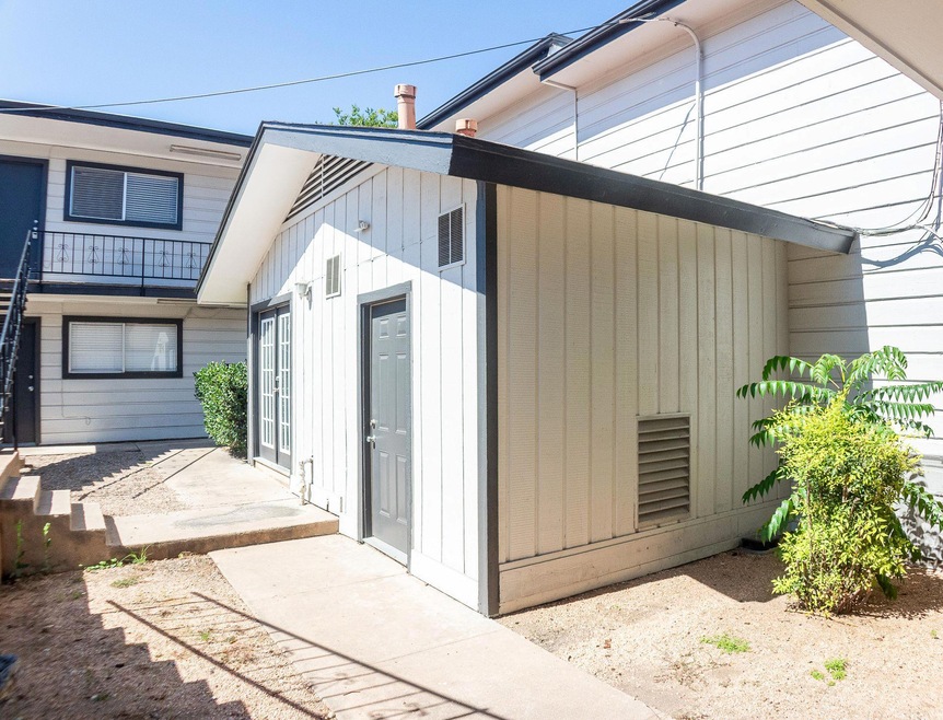 924 E Dean Keeton St unit 127, Austin, TX 78705 - photo 1