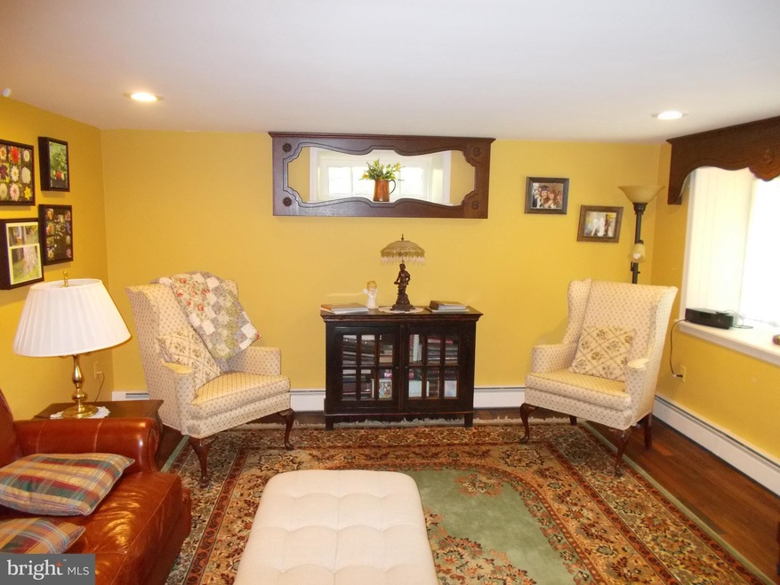 880 Pebble Hill Rd, Doylestown, PA 18901 - photo 1