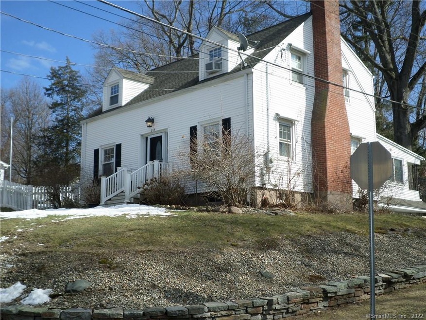 218 Henry St, Manchester, CT 06042 - photo 1