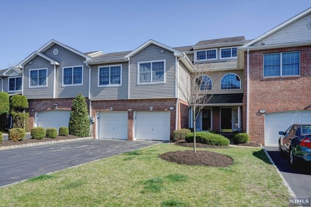 20 Waldeck Ct, West Orange, NJ 07052 - photo 1