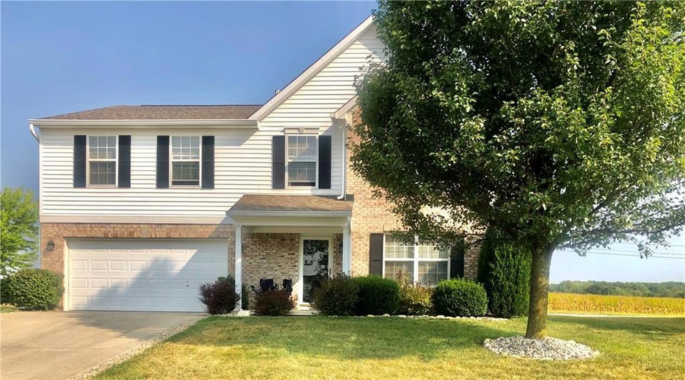 5048 Haywood Ln, Plainfield, IN 46168 - photo 1