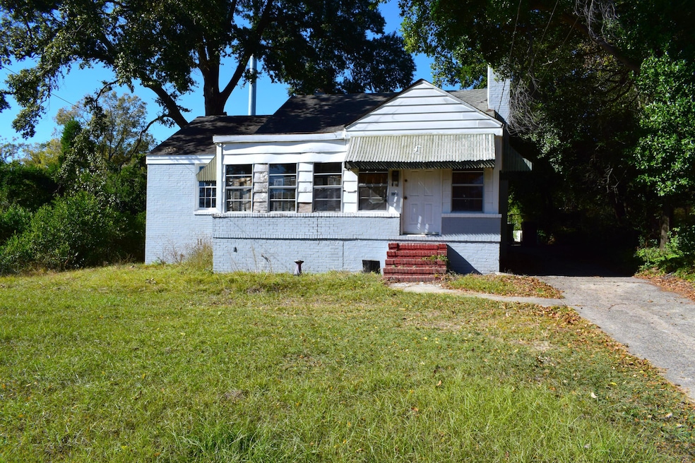 1437 Troupe St, Augusta, GA 30904 - photo 1