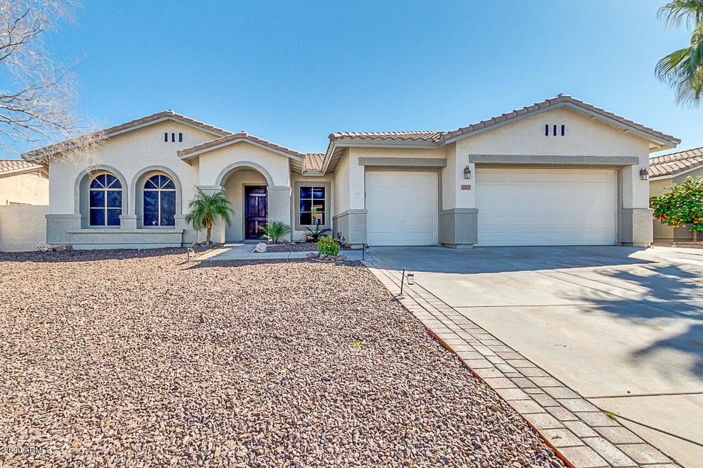 1557 N Robin Ln, Mesa, AZ 85213 - photo 1