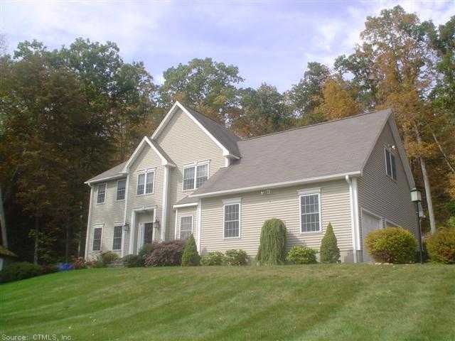 161 Hemlock Ridge Rd, Southbury, CT 06488 - photo 1