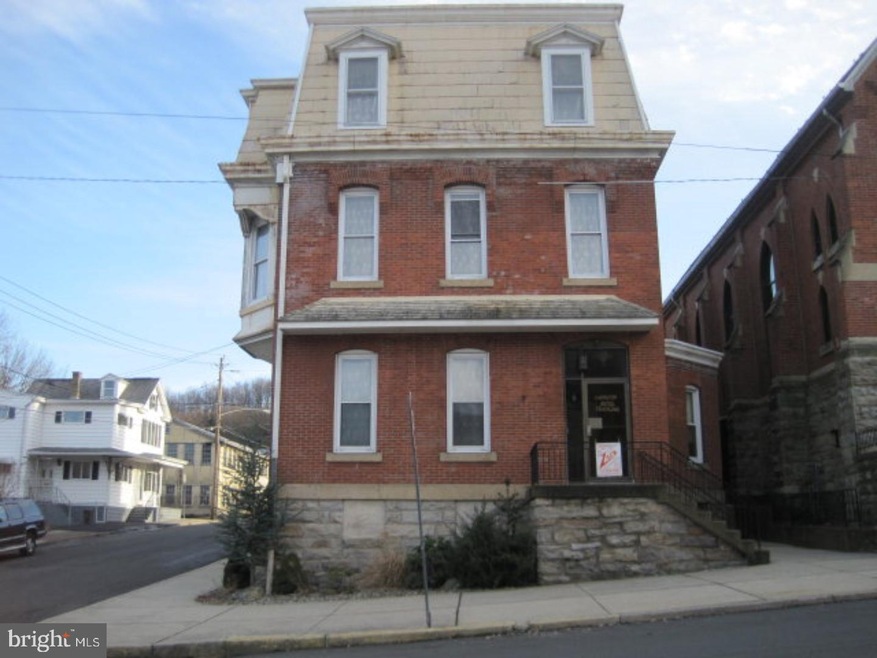 1100 Walnut St, Ashland, PA 17921 - photo 1