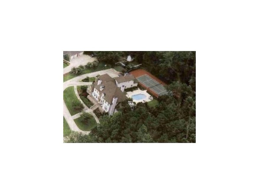 919 Wilshire Ct, Grayson, GA 30017 - photo 1