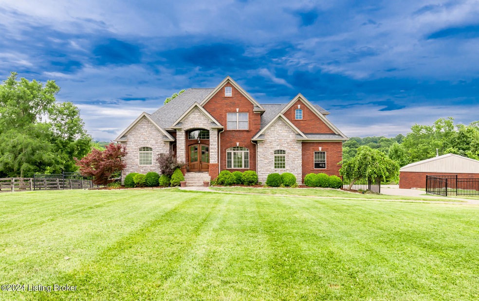 457 Grand Ave, Shepherdsville, KY 40165 - photo 1