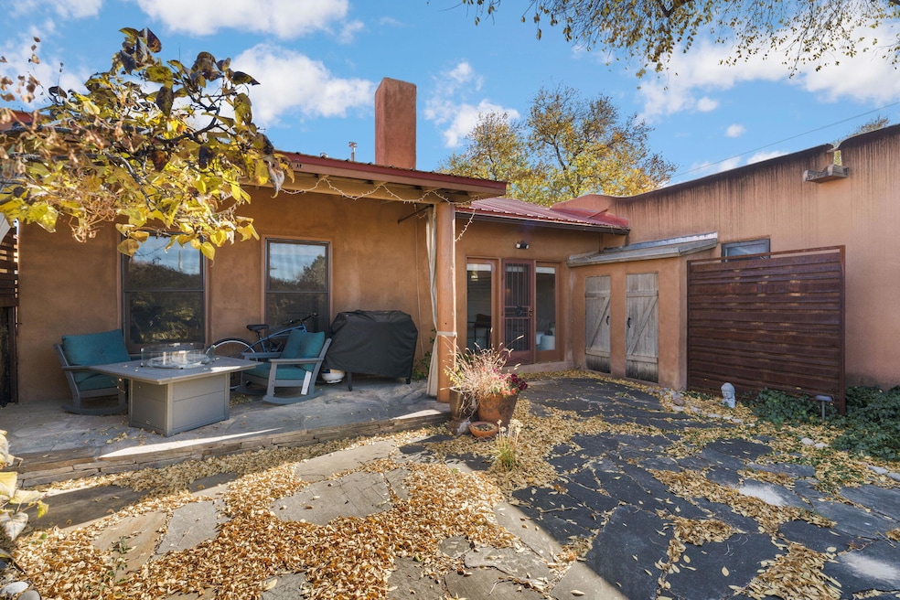 231 Closson St unit 3, Santa Fe, NM 87501 - photo 1