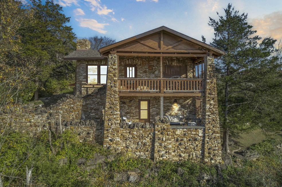 2-web-or-mls-HWJ02927a