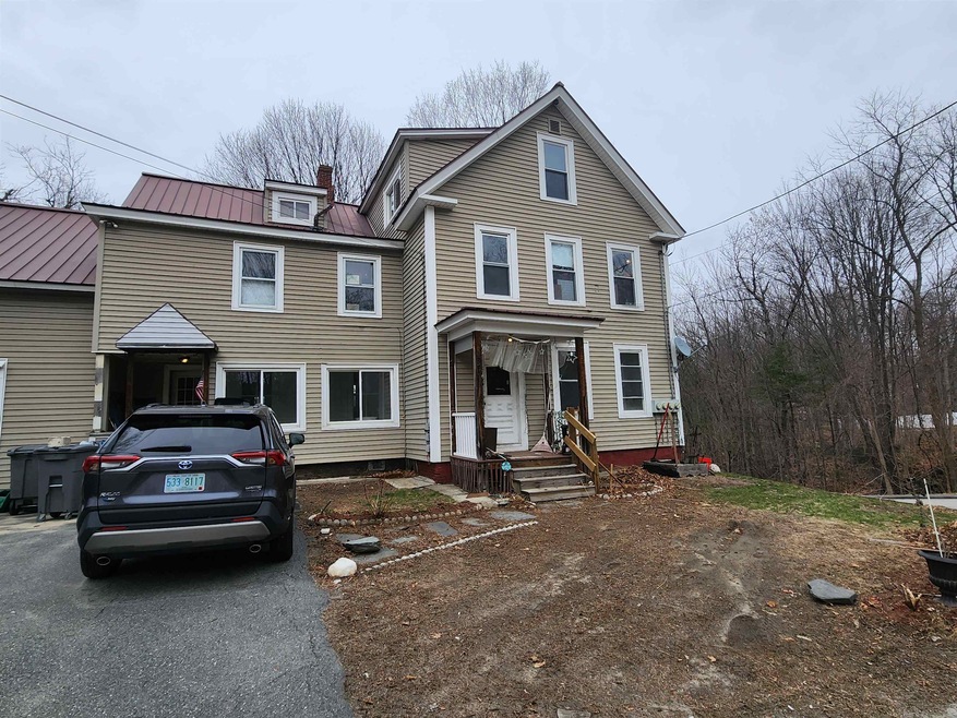 42 Chestnut St, Claremont, NH 03743 - photo 1