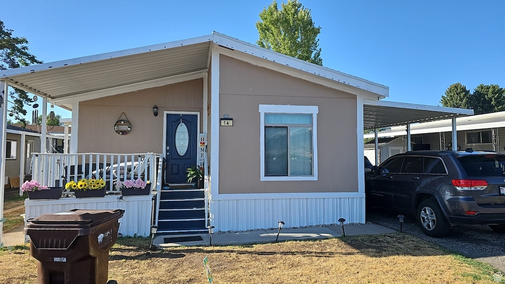 14 Lakeview Dr, Layton, UT 84041 - photo 1