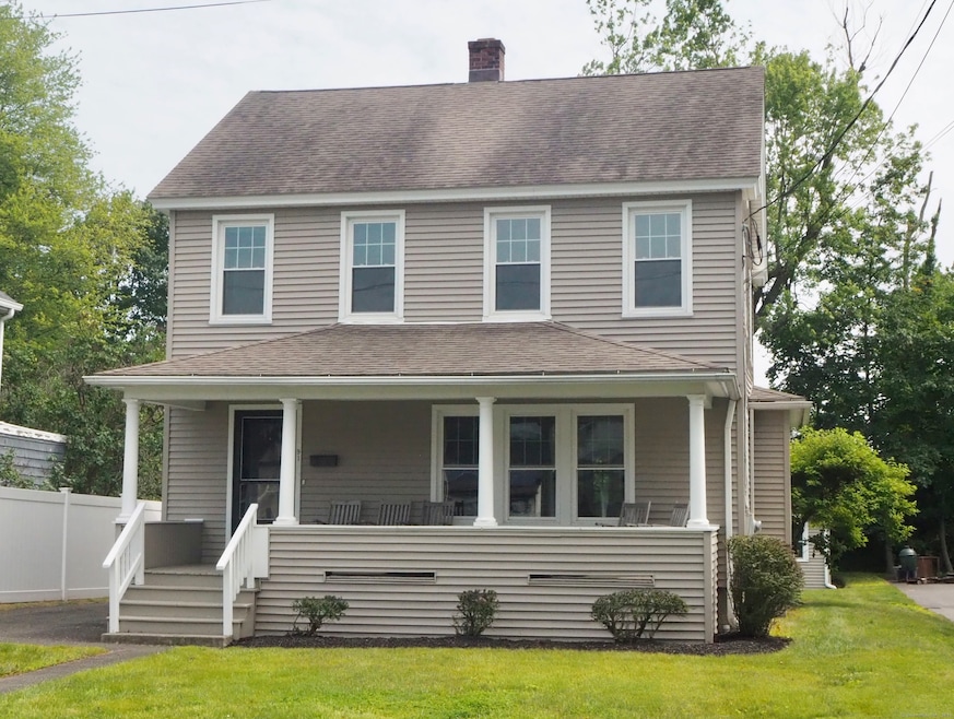 91 Henderson Rd, Fairfield, CT 06824 - photo 1