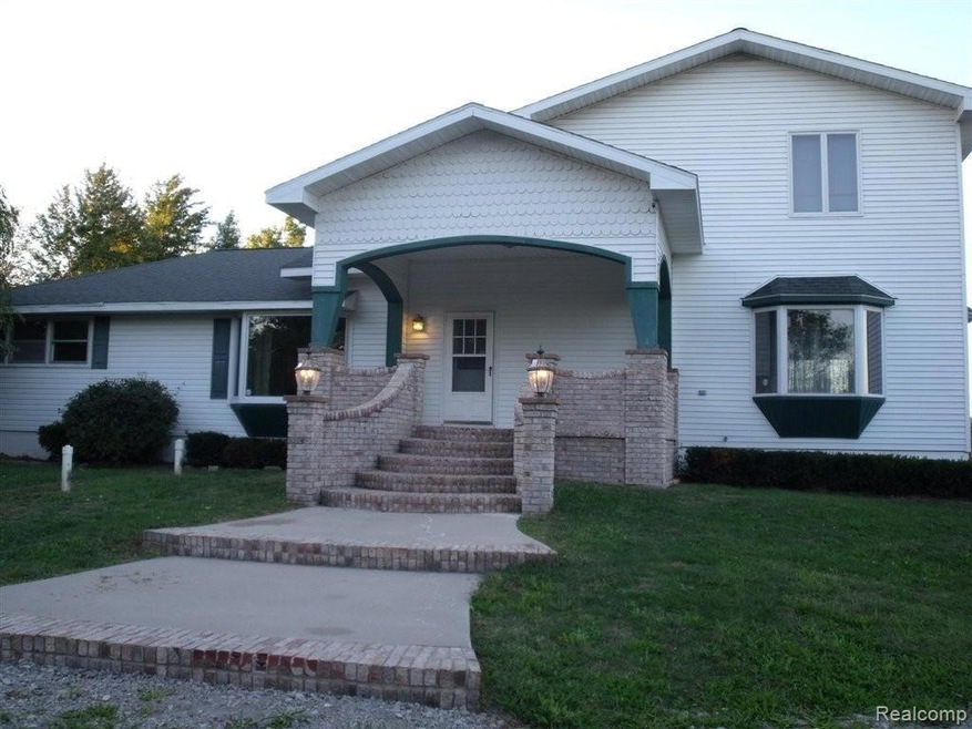 2684 W Newburg Rd, Carleton, MI 48117 - photo 1