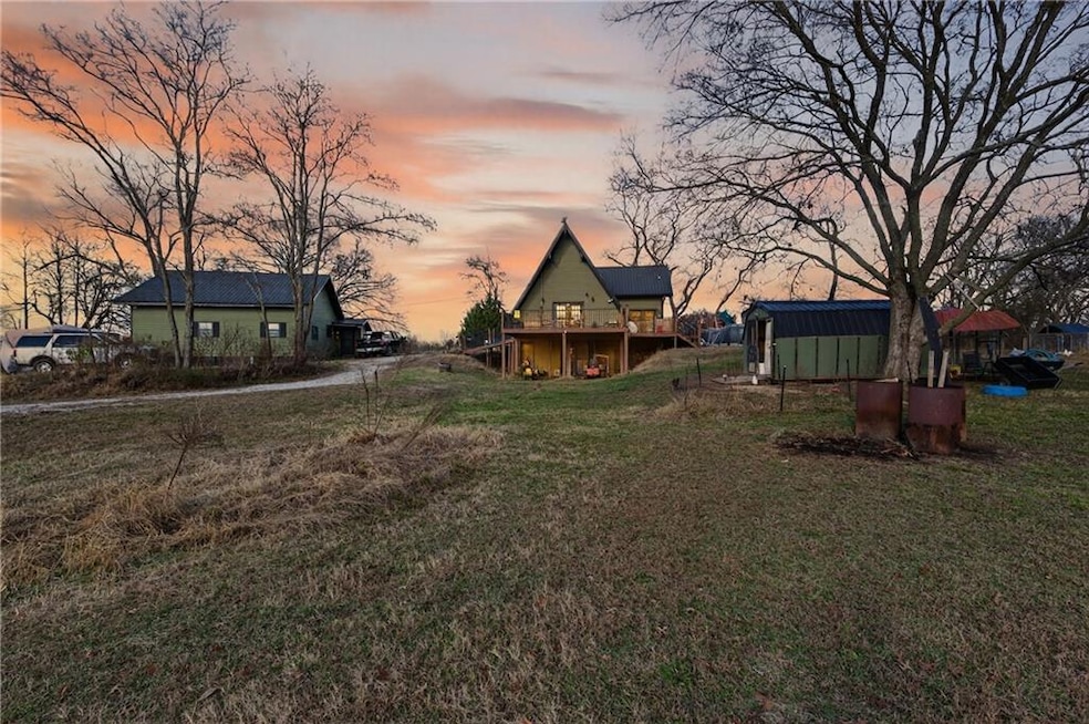 17503 S 900 Rd, Nevada, MO 64772 - photo 1