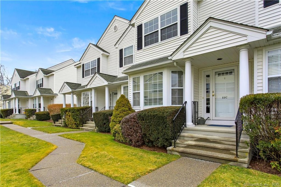 180 Turn of River Rd unit 11C, Stamford, CT 06905 - photo 1