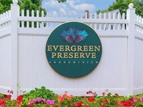 2500 Skyline Dr unit 3, Lowell, MA 01854 - photo 1