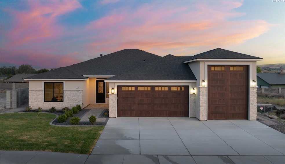 671 Cortona Way, Kennewick, WA 99338 - photo 1