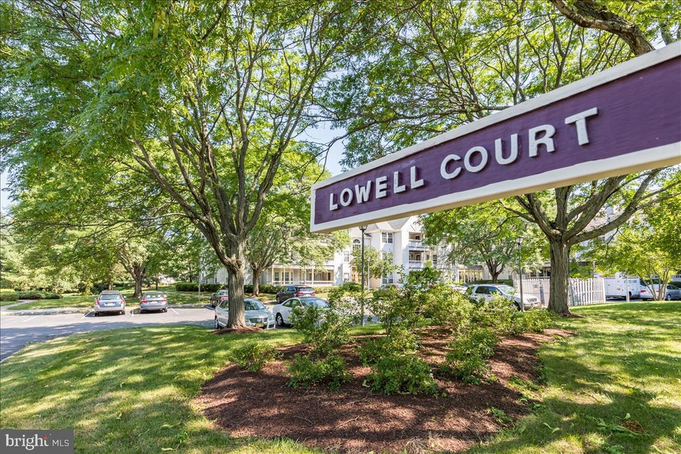 110 Lowell Ct unit 7, Princeton, NJ 08540 - photo 1