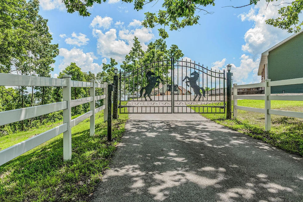 10620 W State Highway 76, Cape Fair, MO 65624 - photo 1