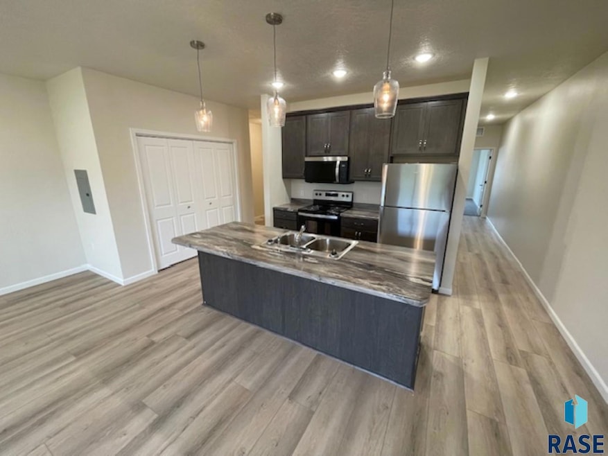 9308 W 32nd St unit 7, Sioux Falls, SD 57106 - photo 1