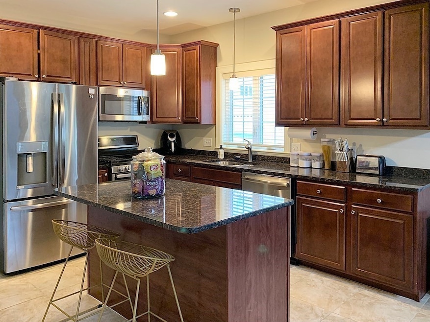 90 Fisher Rd unit 25, Holden, MA 01520 - photo 1