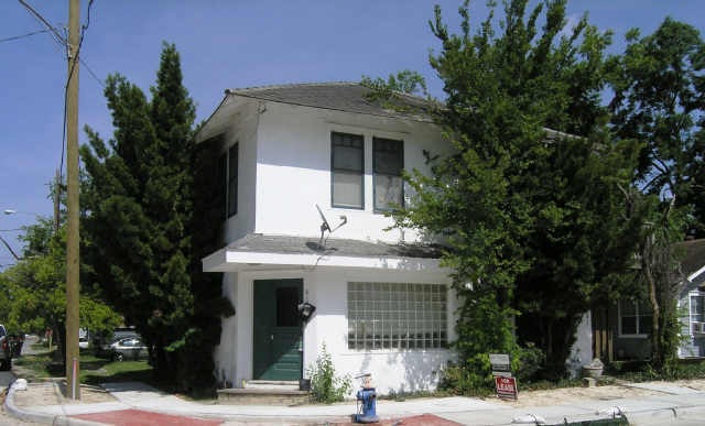 1007 Jewett St, Houston, TX 77009 - photo 1