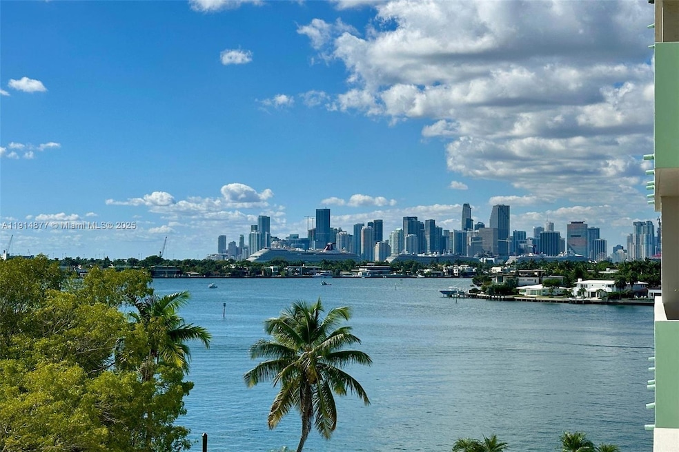 Island Terrace unit 5G, Miami Beach, FL 33139 - photo 1