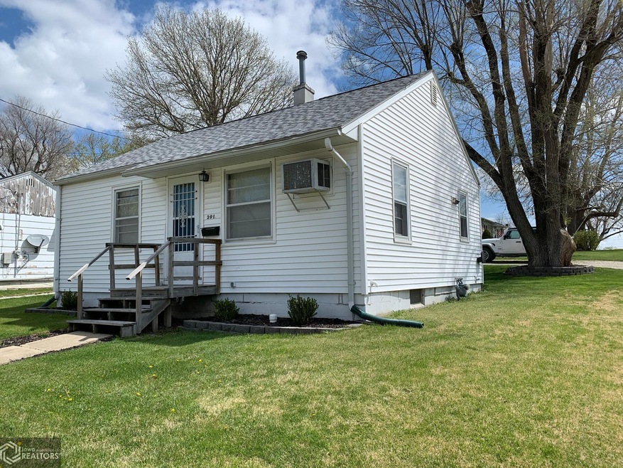 201 N Dewey St, Osceola, IA 50213 - photo 1