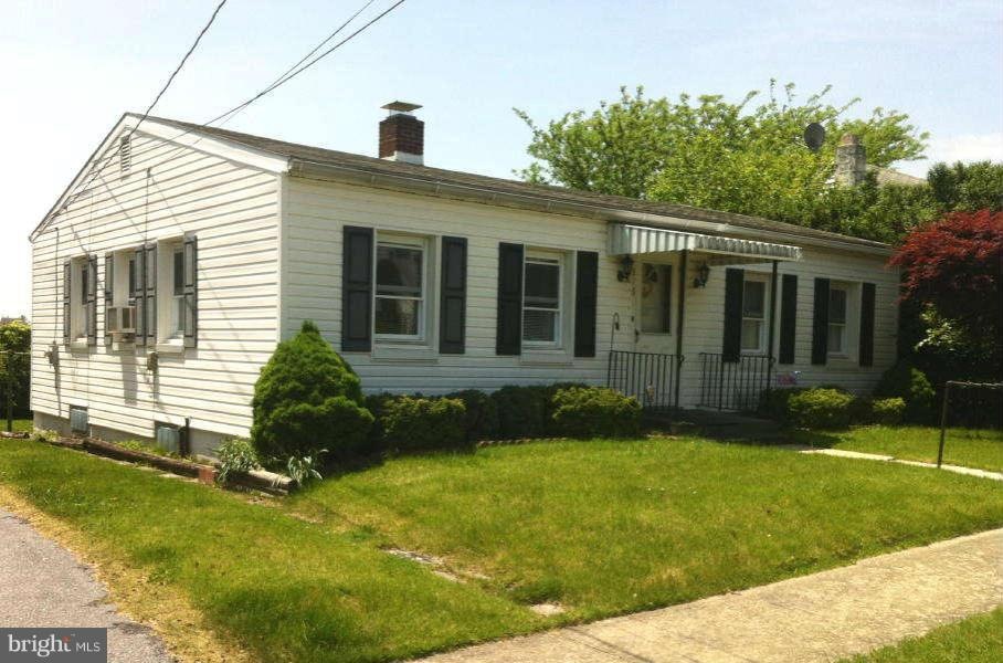316 Commerce St, Waynesboro, PA 17268 - photo 1