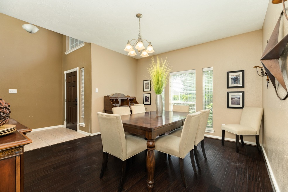 1501 Allison St, Alvin, TX 77511 - photo 1