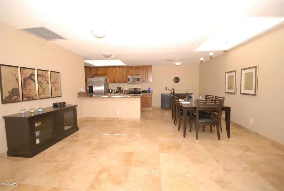 kitchen/dining