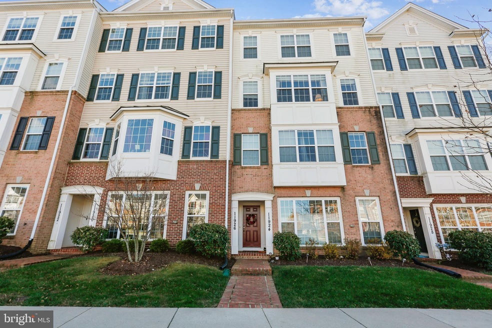 11926 Little Seneca Pkwy unit 2472, Clarksburg, MD 20871 - photo 1