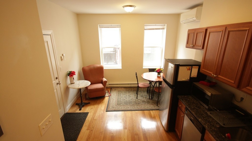 26 Cooper St unit 1, Boston, MA 02113 - photo 1