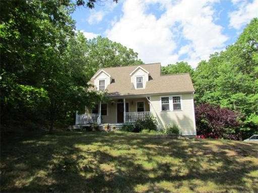 221 North St, Upton, MA 01568 - photo 1