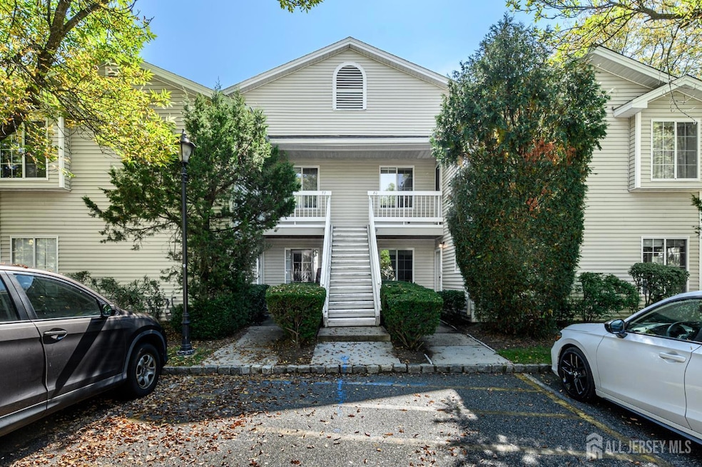 Sold $375,000 • Co-Listing Agent